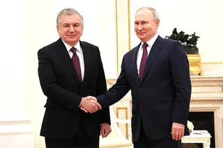 Шавкат Мирзиёев провел встречу с Президентом РФ