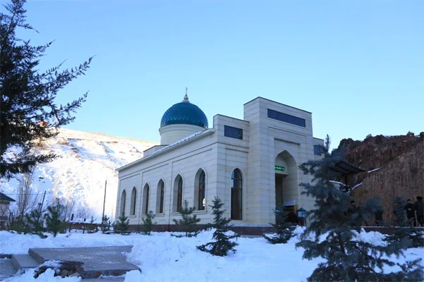 На перевале «Камчик» открыта новая мечеть