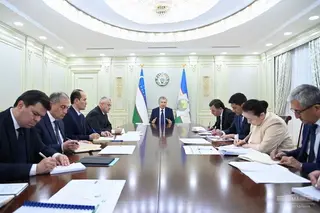 President chairs a meeting on the further development of the healthcare sector