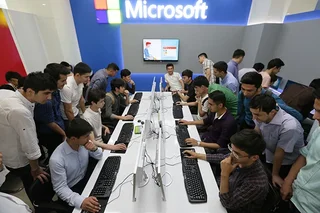 “Microsoft” Тошкент шаҳридаги Инҳа университетида ўқув синфини очди