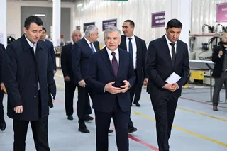 Prezident Urgut tumanidagi Ferre Group maishiy texnika ishlab chiqarish korxonasini ko'zdan kechirdi