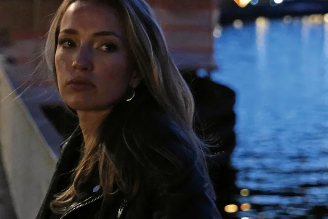 Valle Venia presents: LPS feat. Natalia Sarsgard: J’ai dû m’arrêter