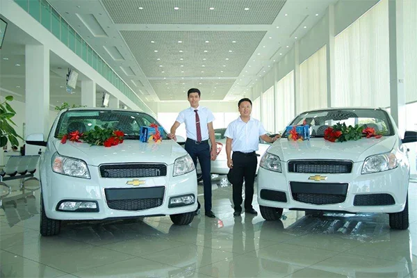 First buyers of new Nexia receive their cars