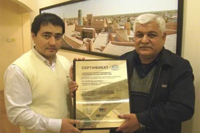 UZ-DR Service Center receives golden certificate of ISO 9001