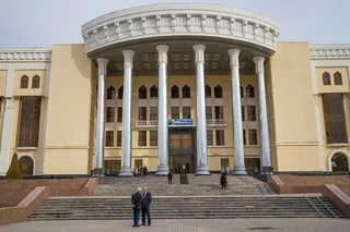 Назначен ректор Института национального эстрадного искусства имени Батыра Закирова
