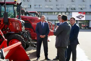 Navoi Region Delegation Visits Minsk Tractor Works in Belarus