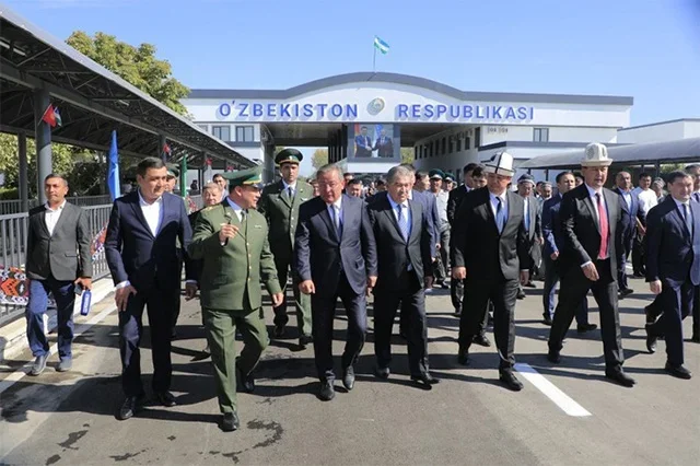 Uzbekistan extends border checkpoint hours in Ferghana region