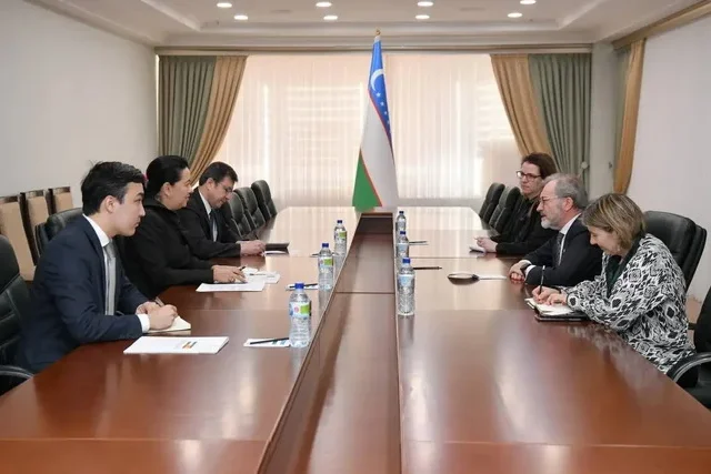Uzbekistan and Spain discuss tourism development and transport corridors.