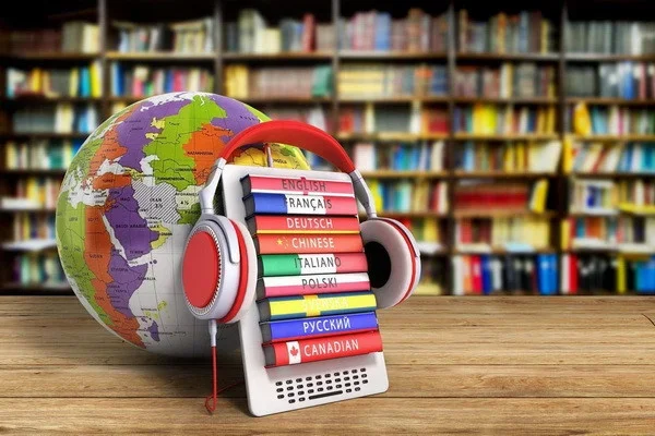 The winners of the "Best Language School" competition will go to the UK and receive a cash reward