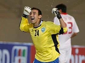 Keeper change not as Uzbeks planned