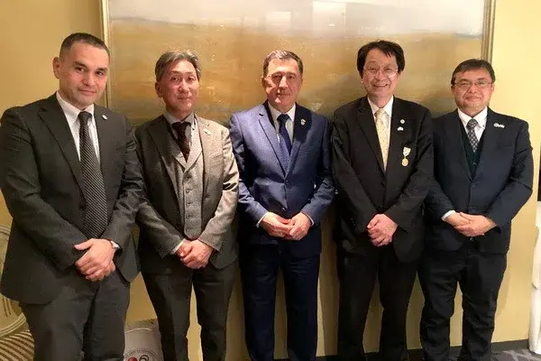 Vladimir Norov meets with the President of the University of Tsukuba