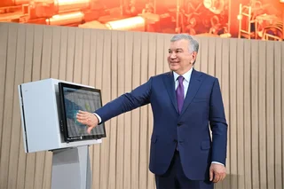На Узметкомбинате запущен первый в стране литейно-прокатный комплекс