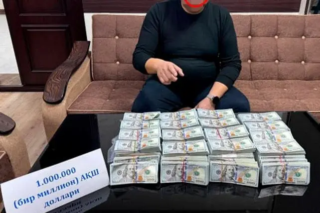 Чирчиқ шаҳар ҳокимининг ўринбосари 1 млн. АҚШ доллари олган вақтида ушланди