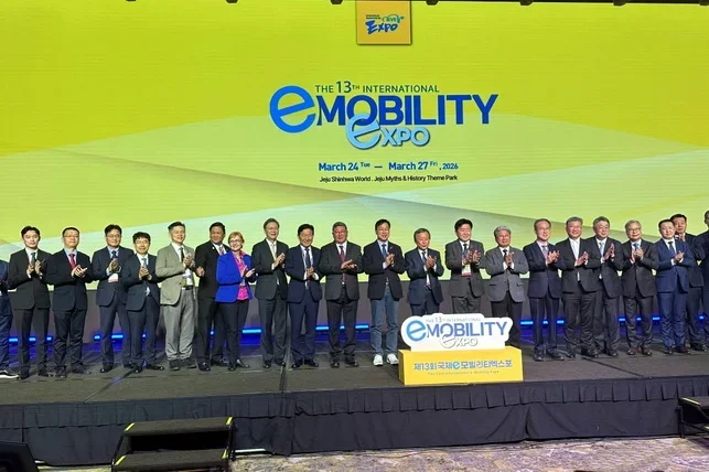 Uzbekistan Showcases Transport Reforms at EV Forum