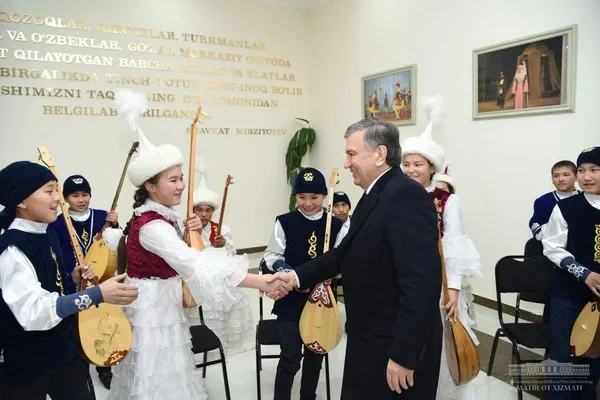 Uzbek President visits Uzbekistan – Kazakhstan National Cultural Center