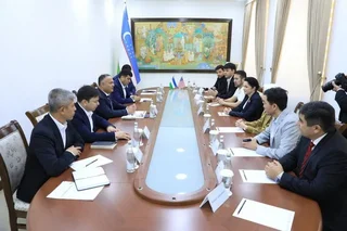 Samarqand Illinoys bilan biznes hamkorlikni rivojlantirmoqda: Amerika delegatsiyasi tashrif buyurdi