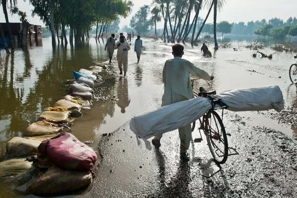 Narrowing the flood and earthquake risk protection gap in Central Asia