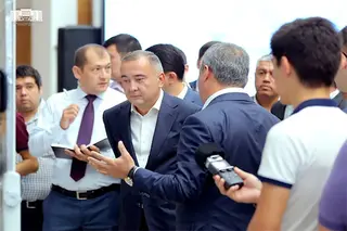 Acting Khokim of Tashkent meets with investors