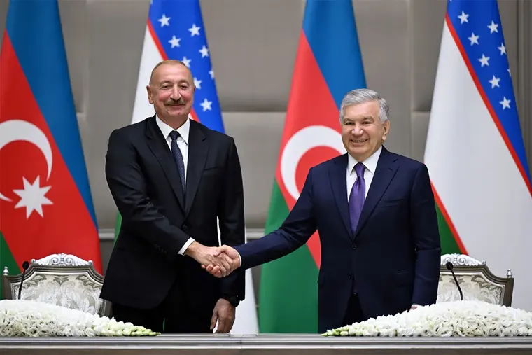 Mirziyoyev calls Aliyev’s visit a historic event