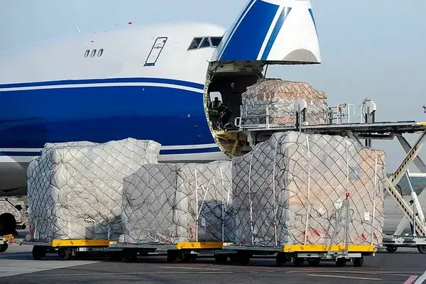 IATA прогнозирует снижение объемов грузоперевозок в 2023 году; «золотой» период подходит к концу