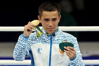 Ҳасанбой Дўсматов “Golden Gloves” билан шартнома имзоламаган