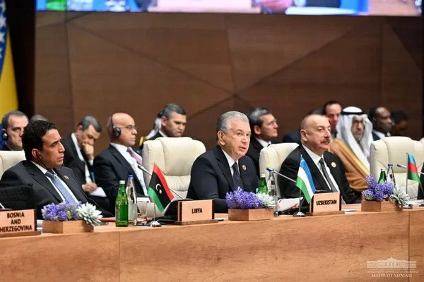 President of Uzbekistan holds several meetings as part of the Summit of the Non-Aligned Movement