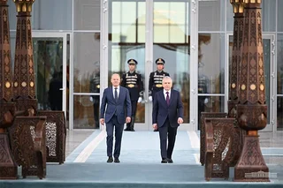 В Самарканде состоялась торжественная церемония встречи Канцлера Германии