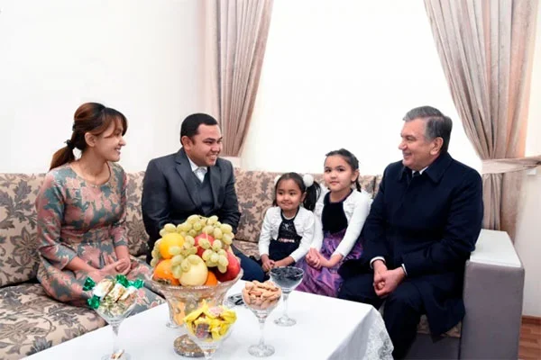 President of Uzbekistan visits several new objects in Sergili district