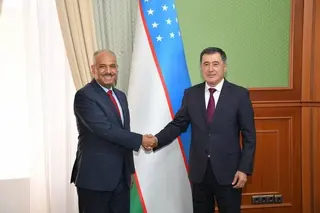 Владимир Норов принял Чрезвычайного и Полномочного Посла Султаната Оман в Узбекистане