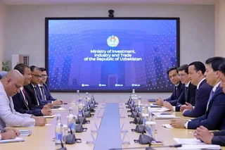 ИССВ ва Adani йирик инвестиция лойиҳаларини муҳокама қилишди