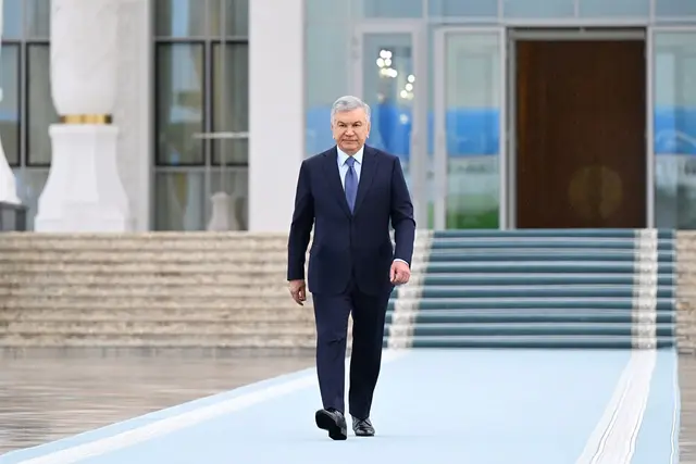 Президент Узбекистана отбыл с государственным визитом в Грузию