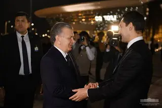 Shavkat Mirziyoyev completes his visit to Turkmenistan