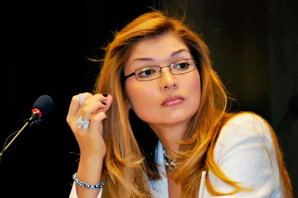 Gulnara Karimova participates in blitz-briefing in Tashkent region