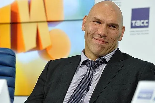 Николай Валуев прокомментировал преобразования в узбекском боксе