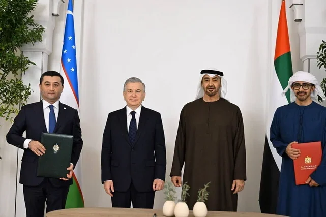 Declaration on establishment of strategic partnership signed
