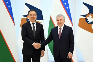 Mirziyoyev Discusses Expanded Cooperation with Eurasian Economic Commission