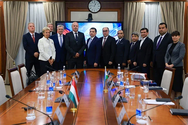 Сенатда Венгрия парламенти делегацияси билан учрашув бўлиб ўтди