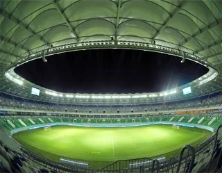Islam Karimov familiarizes with Bunyodkor Stadium