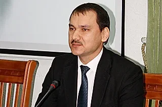 Компания UZMOBILE в 2012 году установила 140 базовых станций