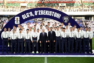 President Attends Uzbekistan Team World Cup Send-Off