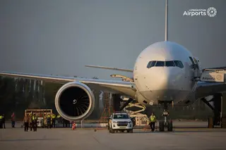 Андижанский аэропорт впервые принял Boeing 777-300