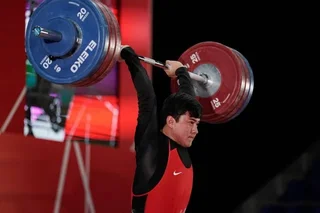 Diyorbek Ermatov wins gold at the Youth World Weightlifting Championship