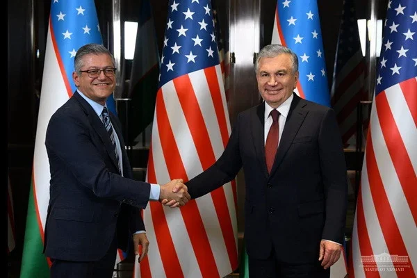 President of Uzbekistan discusses partnership prospects in personnel training