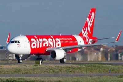 Airplane of AirAsia missing with 162 people aboard