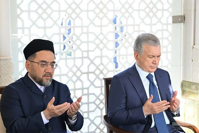 Birinchi Prezident maqbarasi ziyorat qilindi
