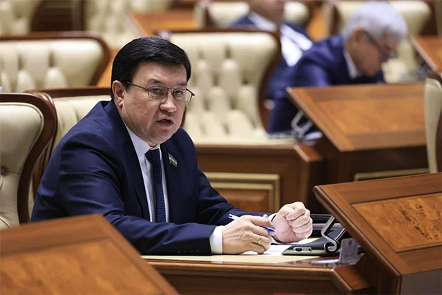 Mahalliy Kengashlar faoliyatini takomillashtirishga oid qonun ko‘rib chiqildi