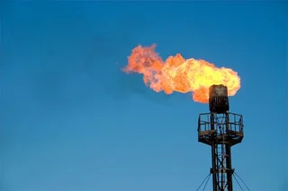 Countries and oil companies agree to end routine gas flaring