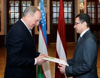 Latvian President receives Uzbek Ambassador