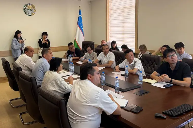«Узтекстильпром» обсудил новые проекты с китайской Yifa Group