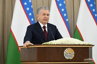 Президент вручил учителям государственные награды